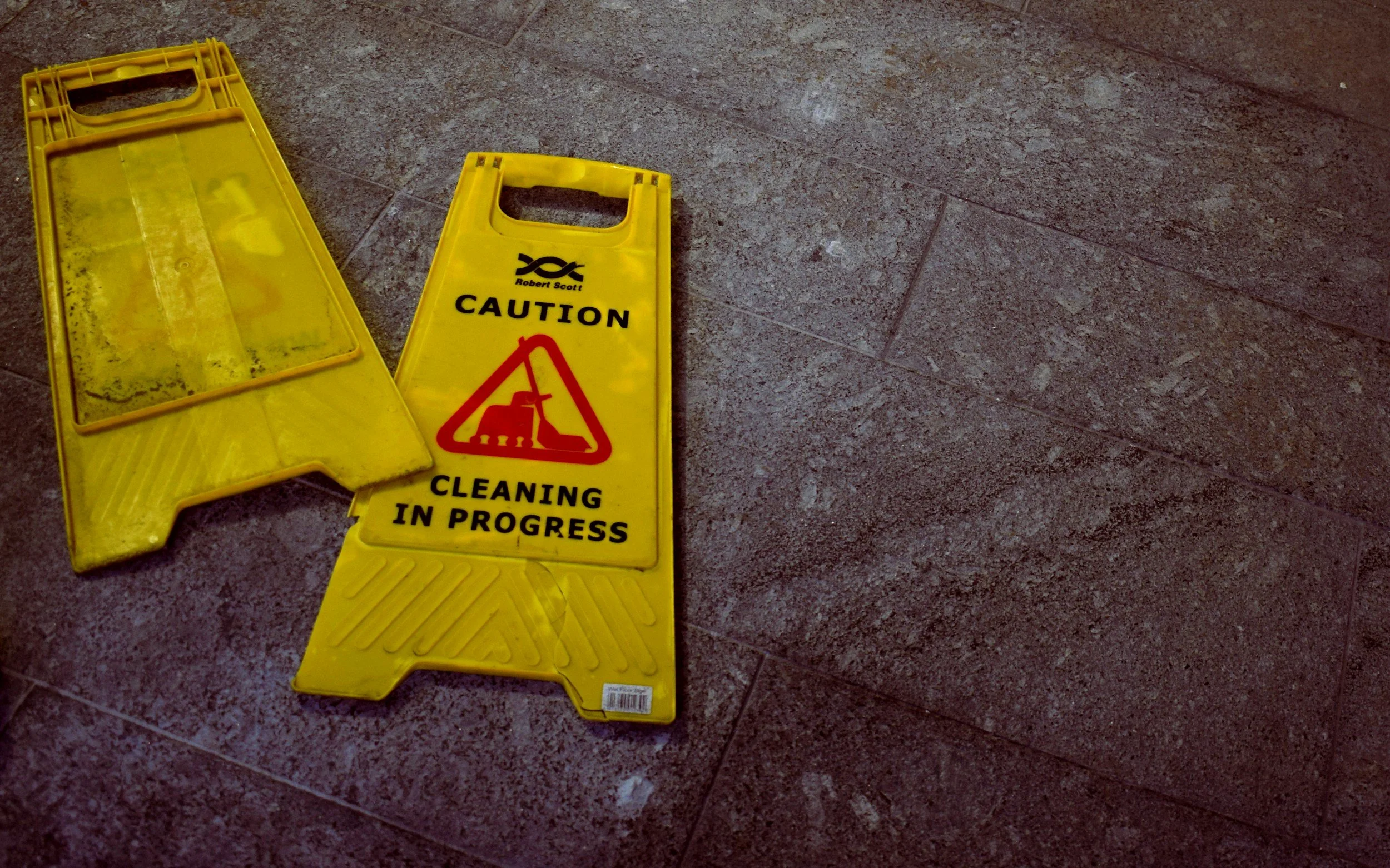 a caution wet floor sign